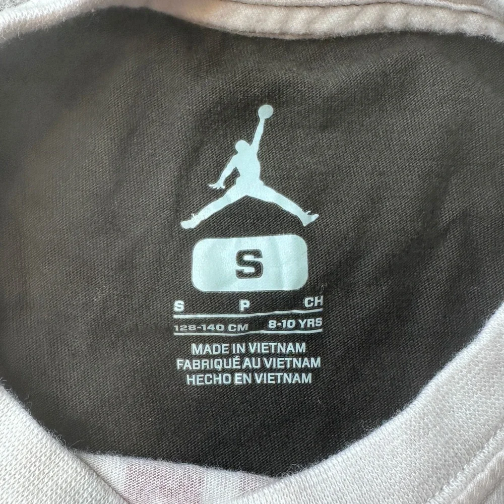Jordan T-Shirt Kids S Black Flying Slam Death-Defying Dunk Graphic Tee 5353-023